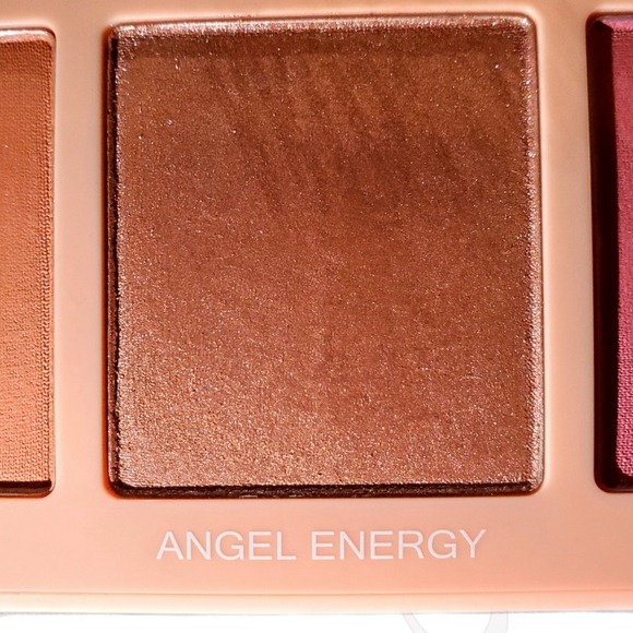 Love Sprung Vol II by Artist Couture - Picture 13 of 14